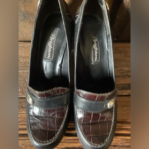 Brighton “Debra” Croc Pumps - Picture 5 of 7